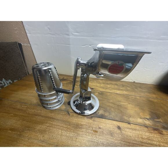 Vintage King Kutter Healthy Gourmet Kitchen Cutter Food Processor Slicer 5 Cones - Picture 1 of 16